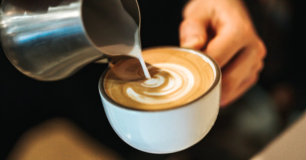 Koffie afbeelding bij koffiemachine-schoonmaken