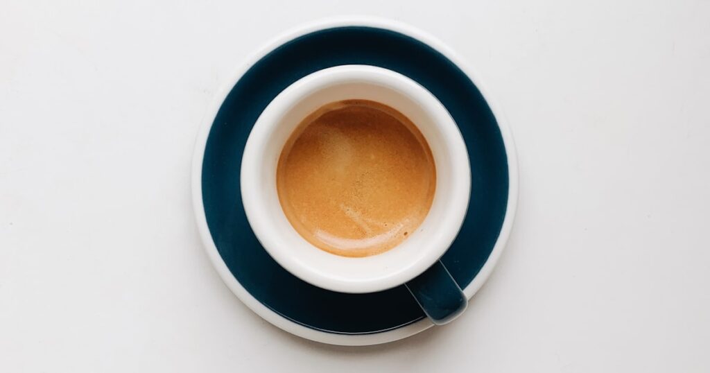 Koffie afbeelding bij latte-art-leren