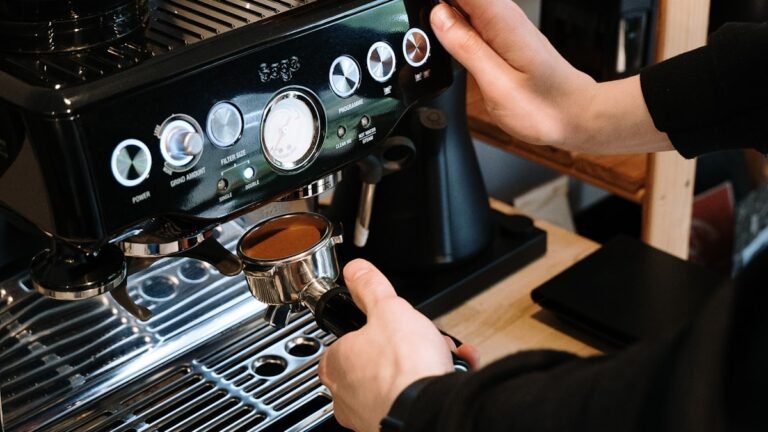 koffiemachine reinigen maandelijks
